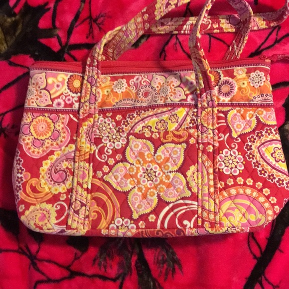Vera Bradley - Picture 1 of 3